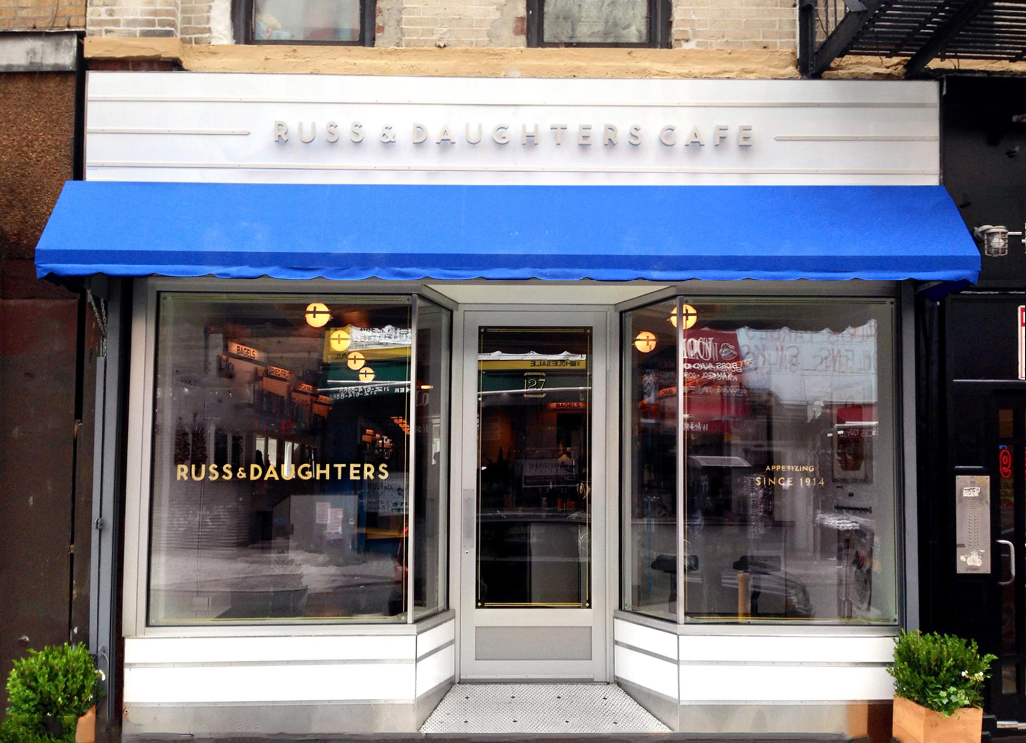 Designing for the new russ & daughters : kelli anderson